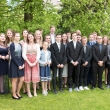 die Konfirmanden mit den Mentoren und Pfarrer Michael Markus - © Silvester Obermayer Konfirmation